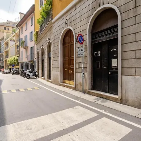 San Babila Loft Esclusivo With Parking Apartment Milan
