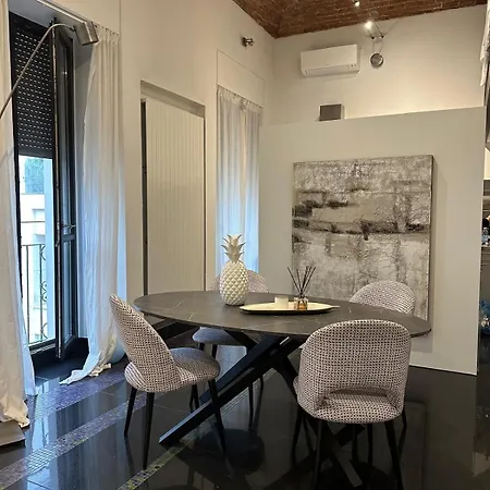 San Babila Loft Esclusivo With Parking Apartment