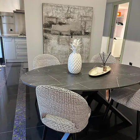 Apartment San Babila Loft Esclusivo With Parking